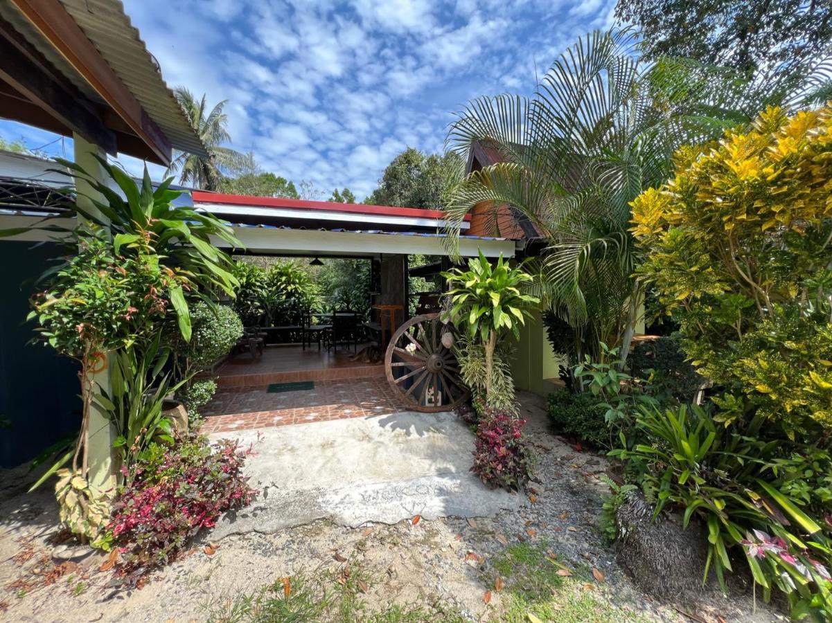 Garden Bungalow Resort Thai Mueang Exterior foto